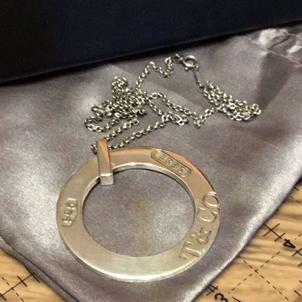 Like New 🌺 Tiffany Pendant Only  🌸 - Picture 3 of 10